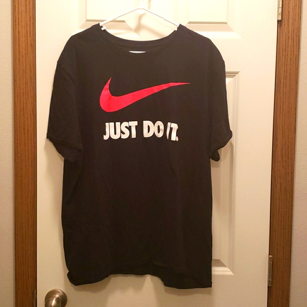 Black Nike Men's  "Just Do It" XXL